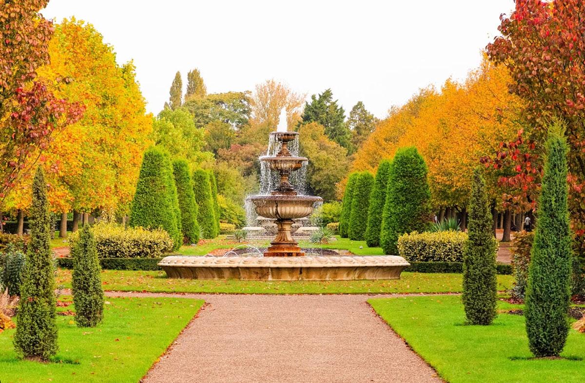 London's Hidden Gem: 10 Secret Gardens and Hidden Passages