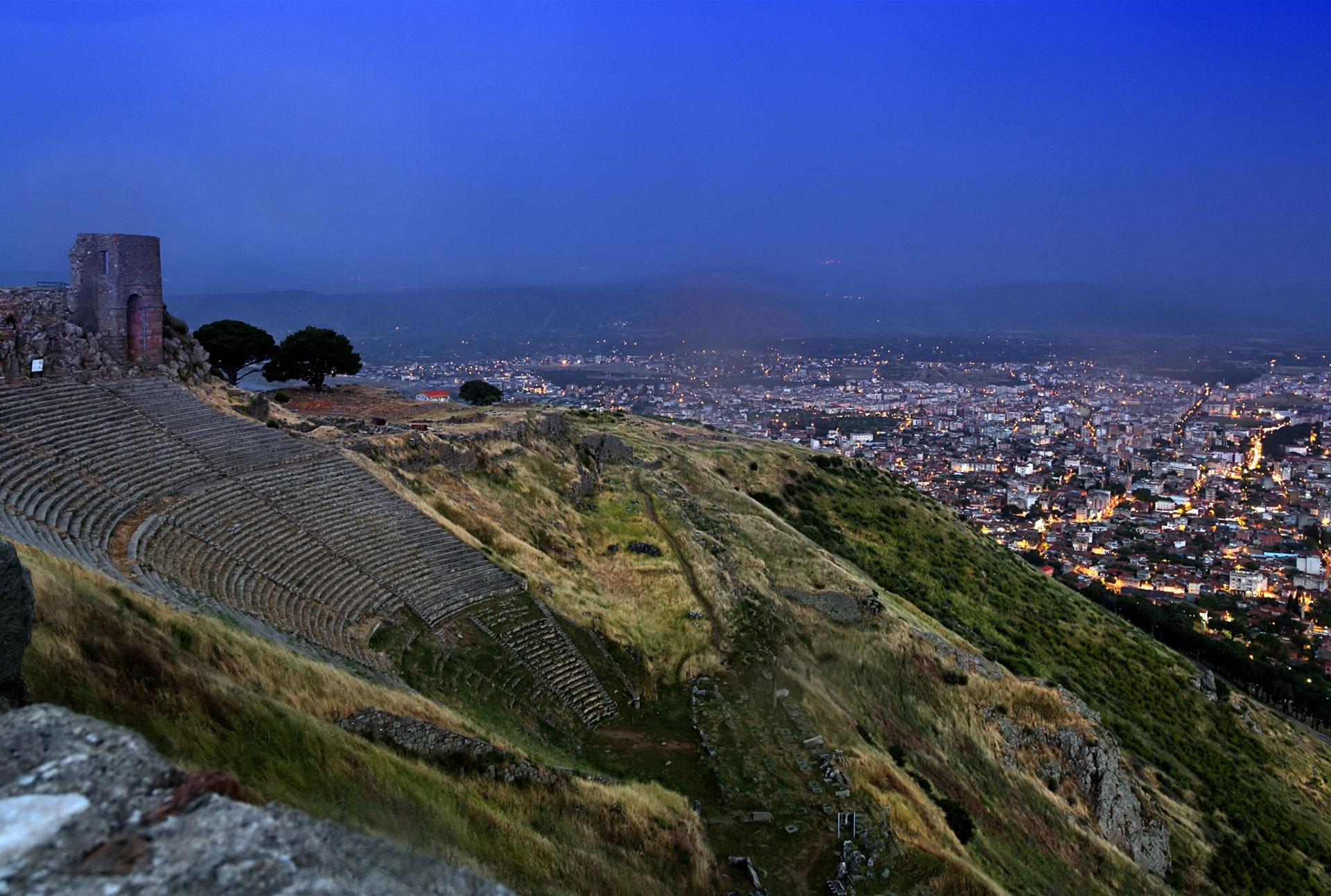 Pergamon Antik Kenti ve Şifa Merkezi Asklepion