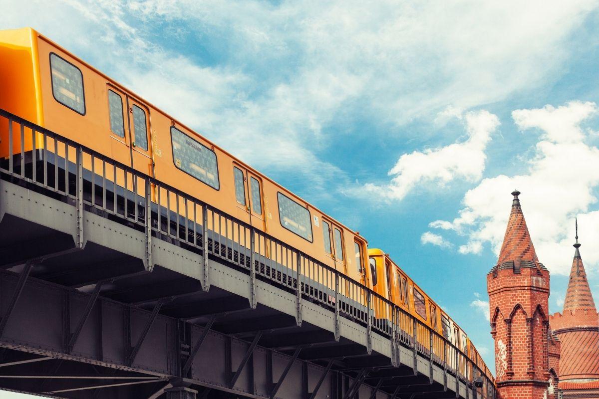 Berlin'in Renkli Mahalleleri: Kreuzberg'den Prenzlauer Berg'e Şehir Kültürüne Yolculuk